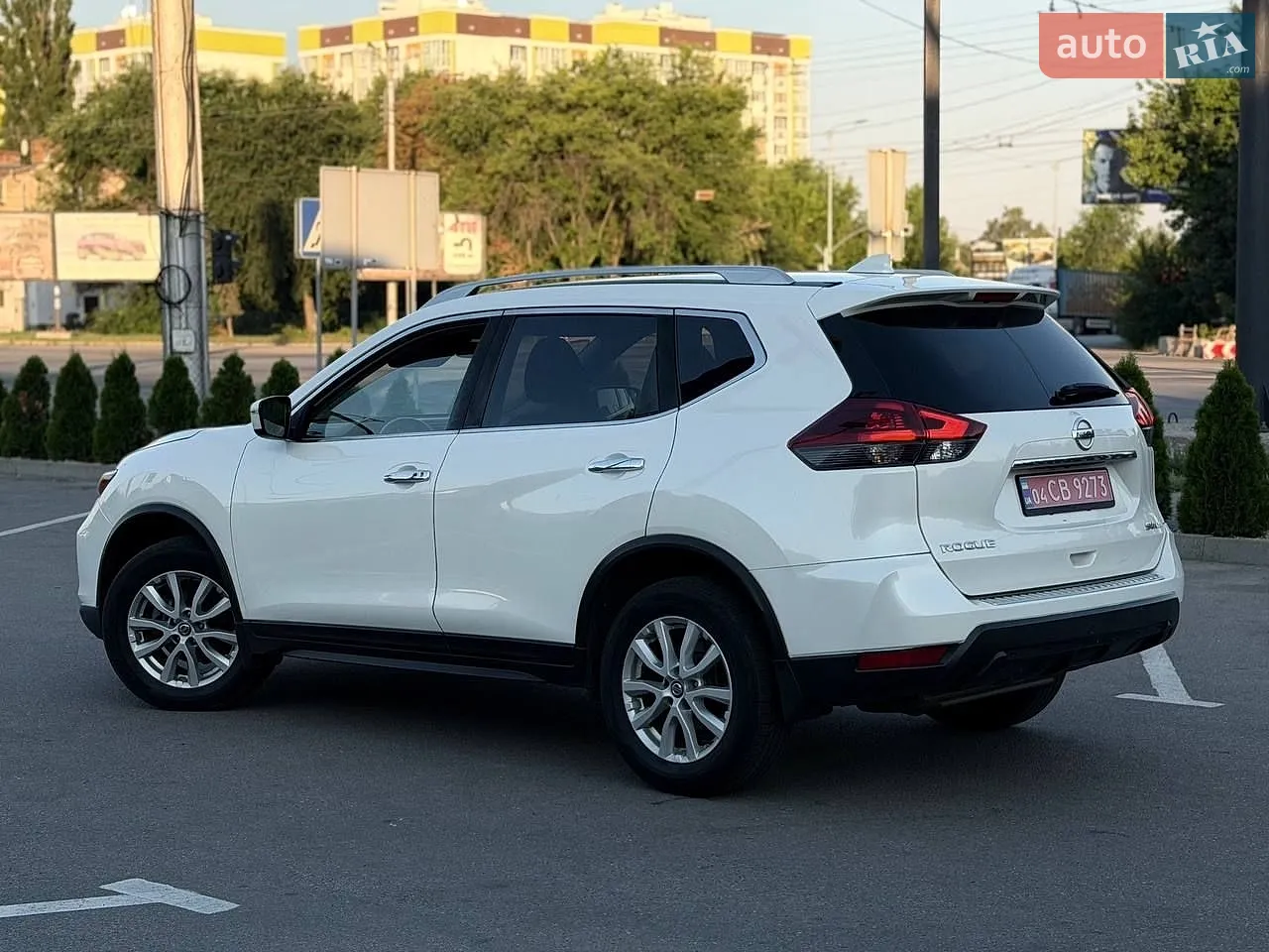 2018 Nissan Rogue - мініатюра 16