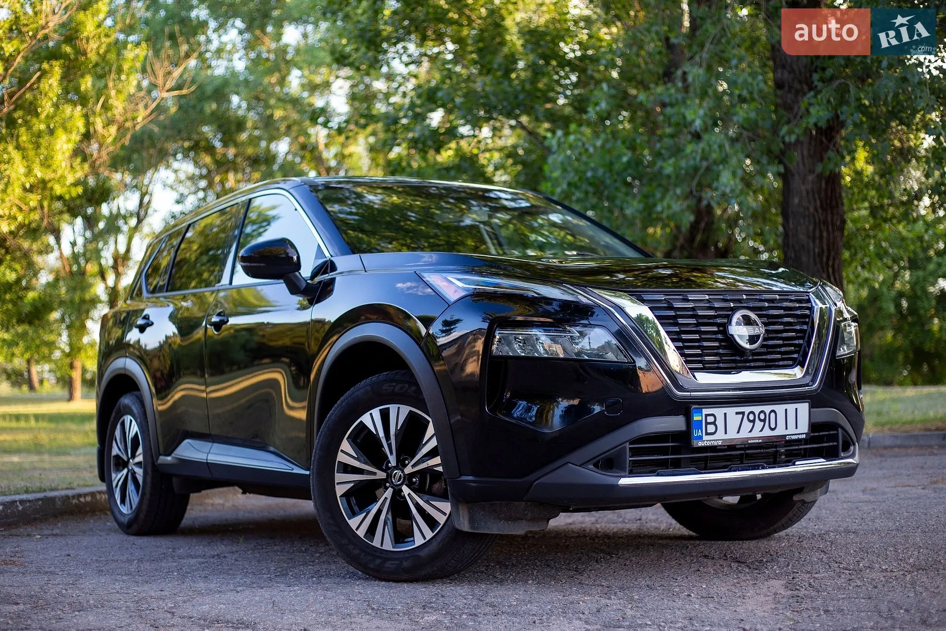 2020 Nissan Rogue - мініатюра 2