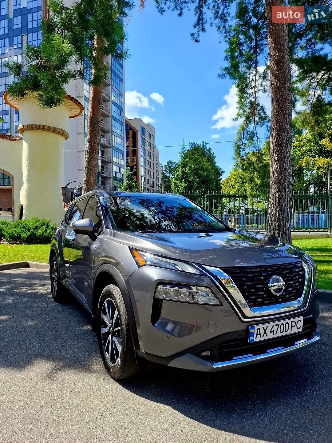 2021 Nissan Rogue - мініатюра 2