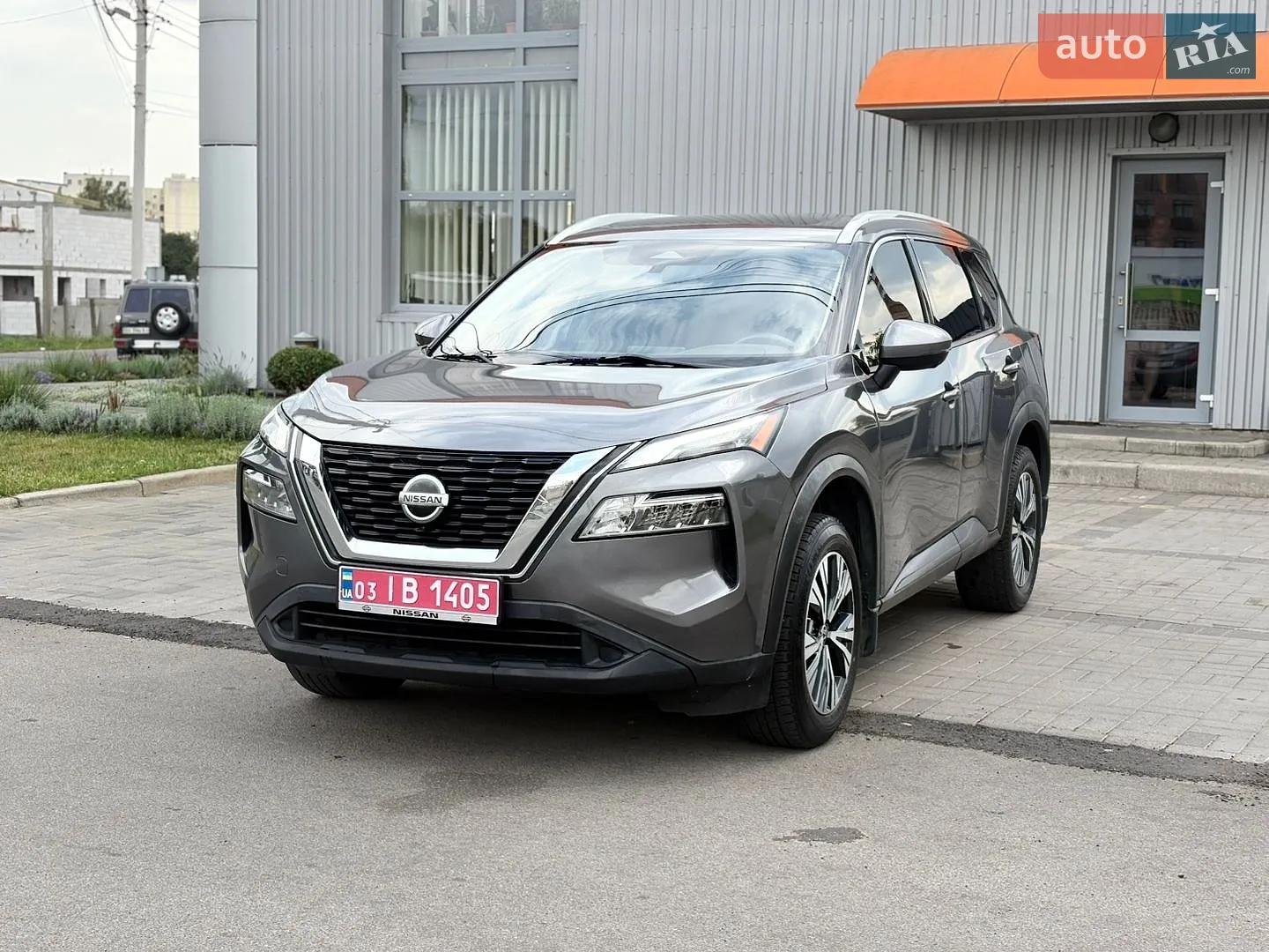 2021 Nissan Rogue - фото 1