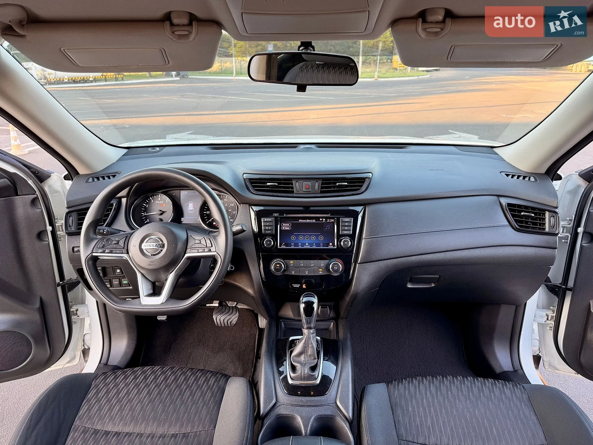 2018 Nissan Rogue - мініатюра 38