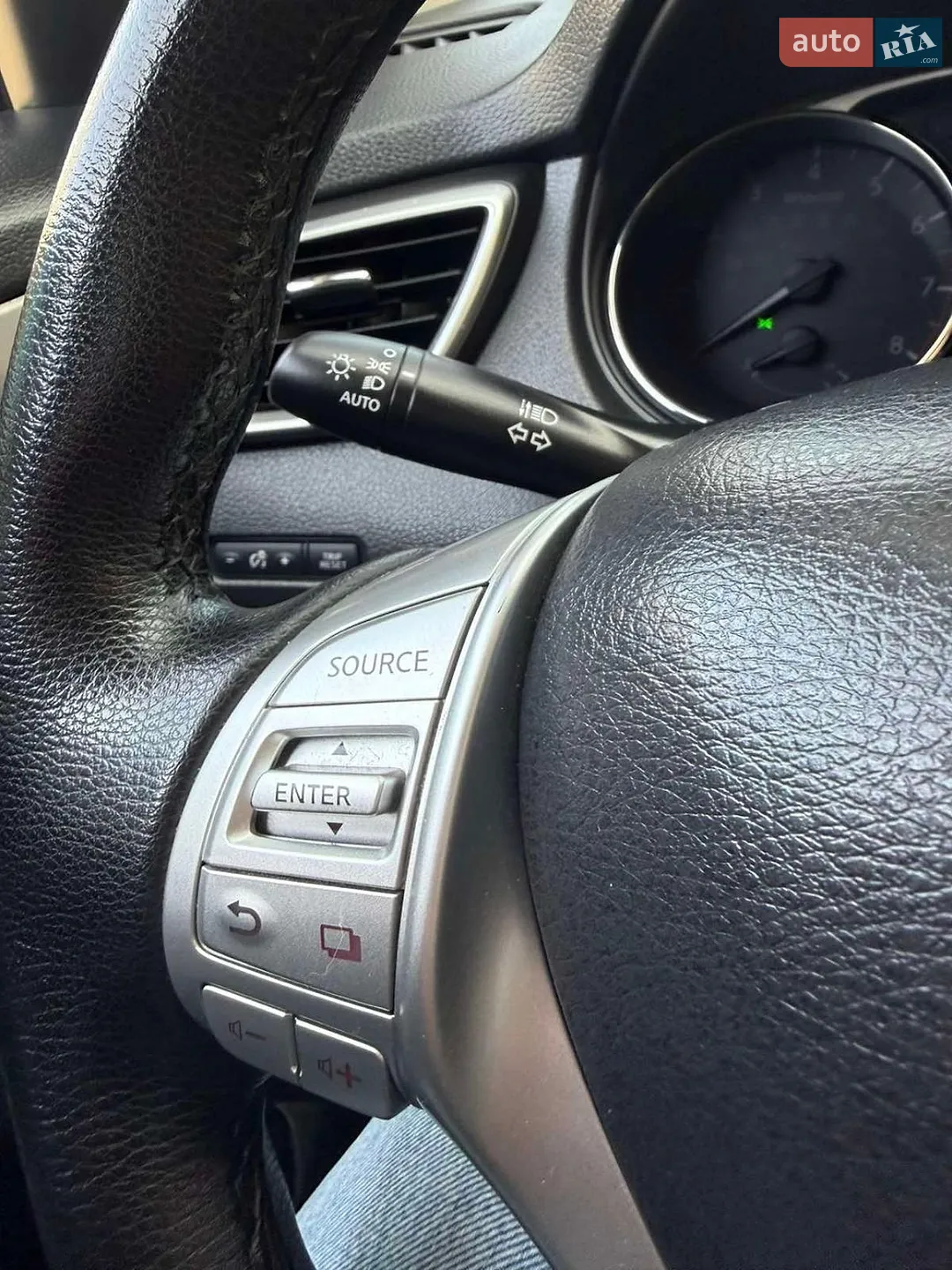 2014 Nissan Rogue - мініатюра 18