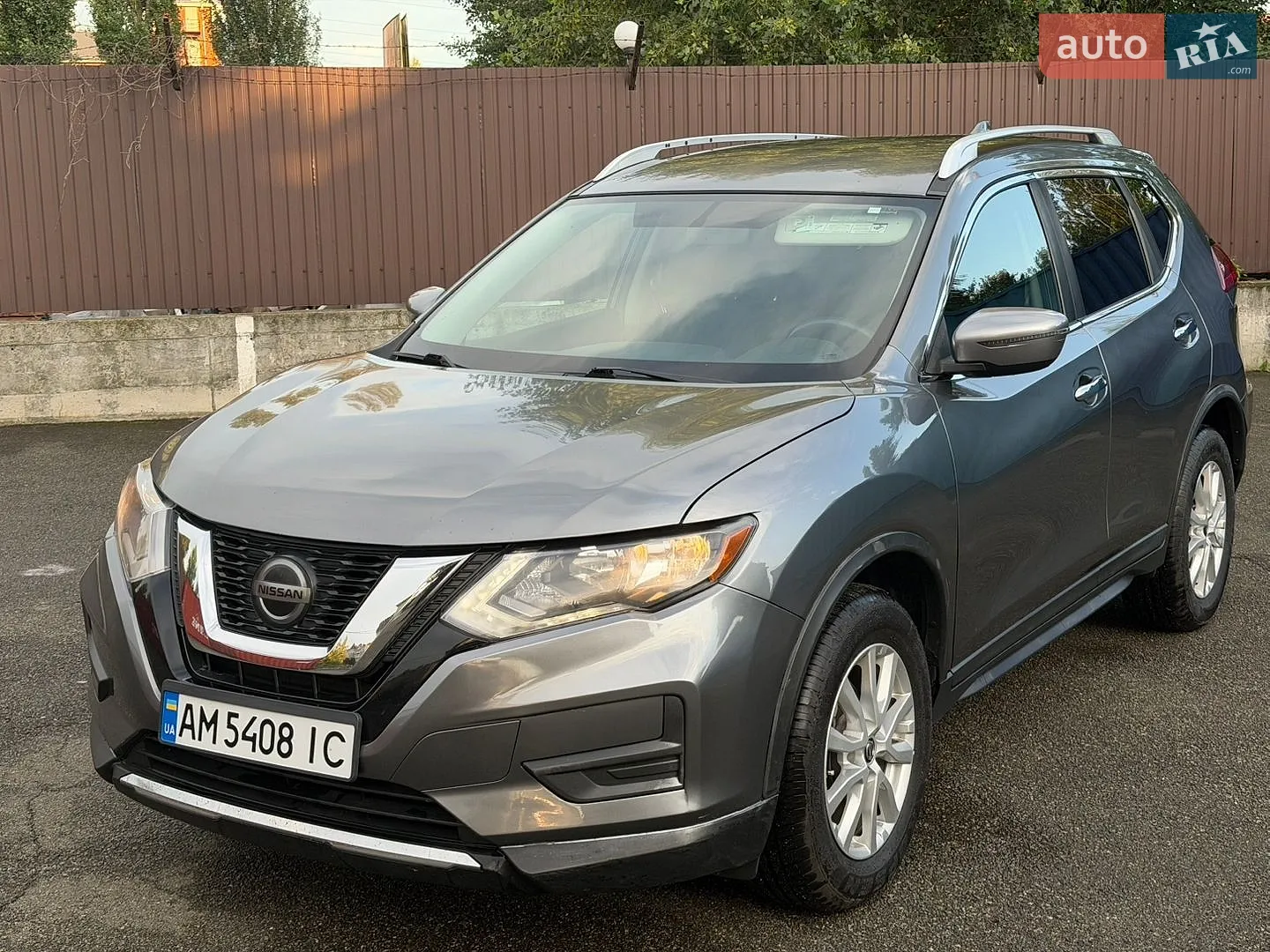 2017 Nissan Rogue - мініатюра 2