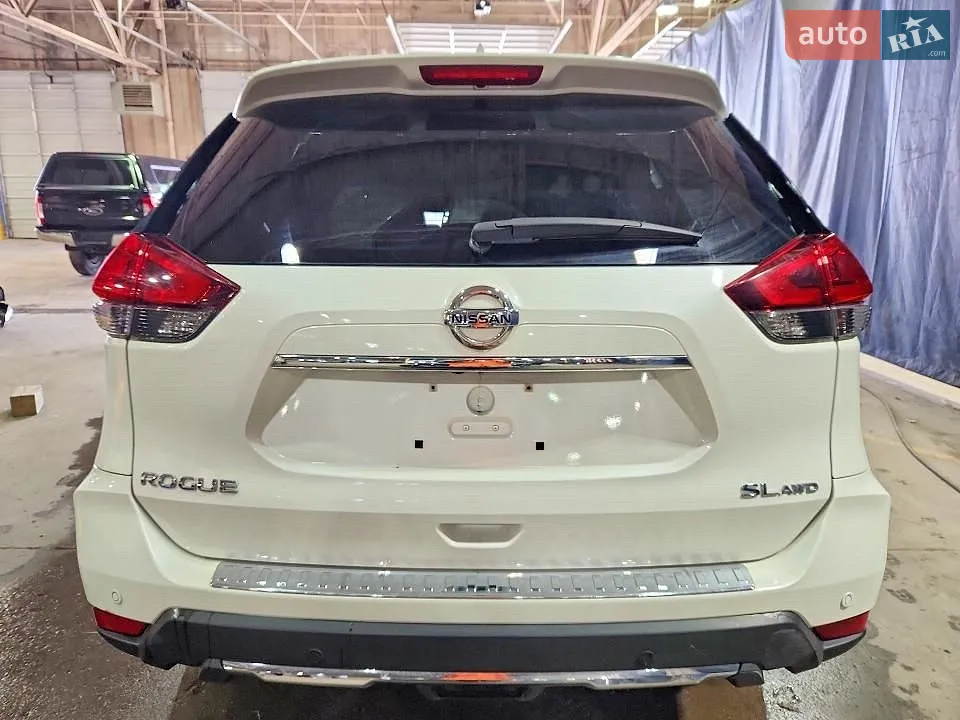 2019 Nissan Rogue - мініатюра 11