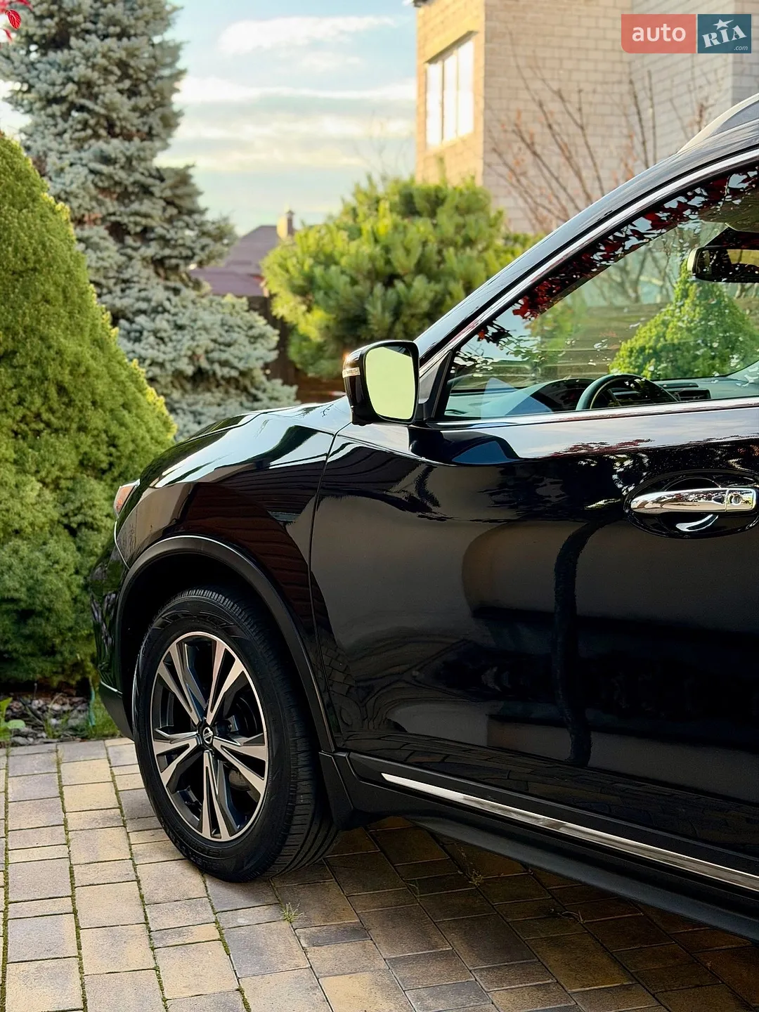 2017 Nissan Rogue - мініатюра 25