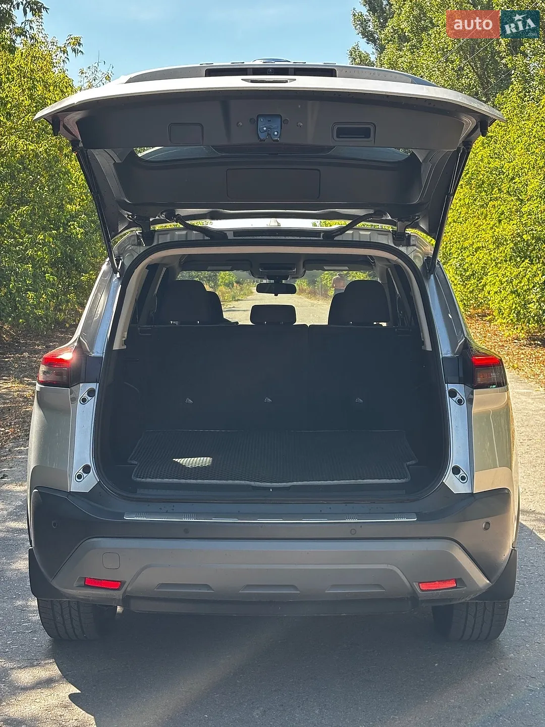 2020 Nissan Rogue - мініатюра 16
