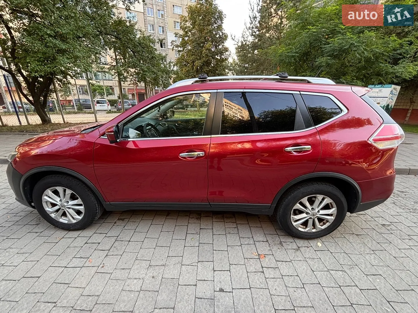 2015 Nissan Rogue - мініатюра 2