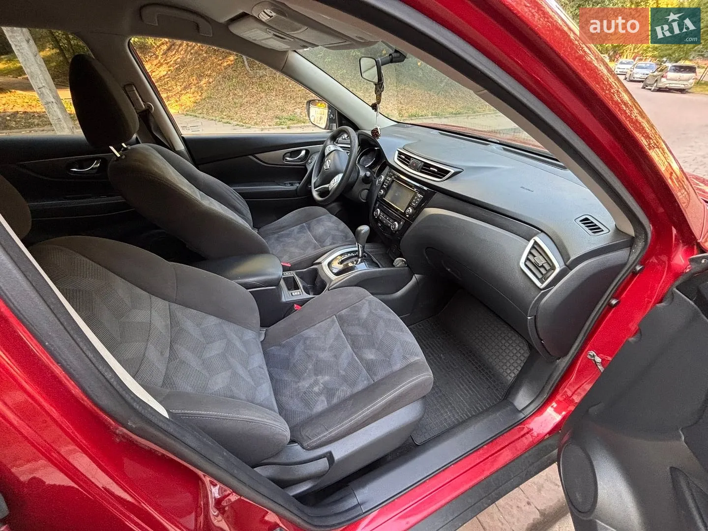2015 Nissan Rogue - мініатюра 5