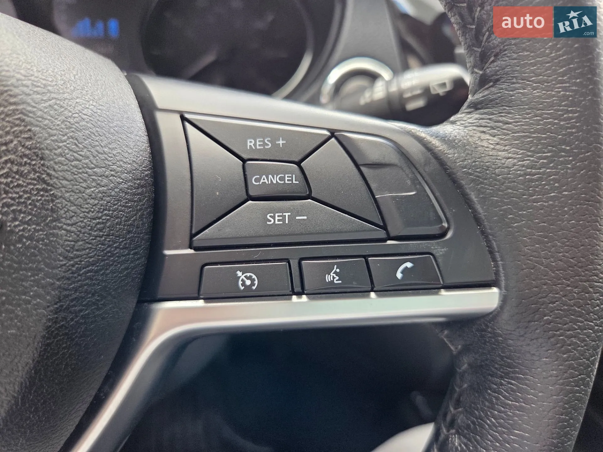 2019 Nissan Rogue - мініатюра 17
