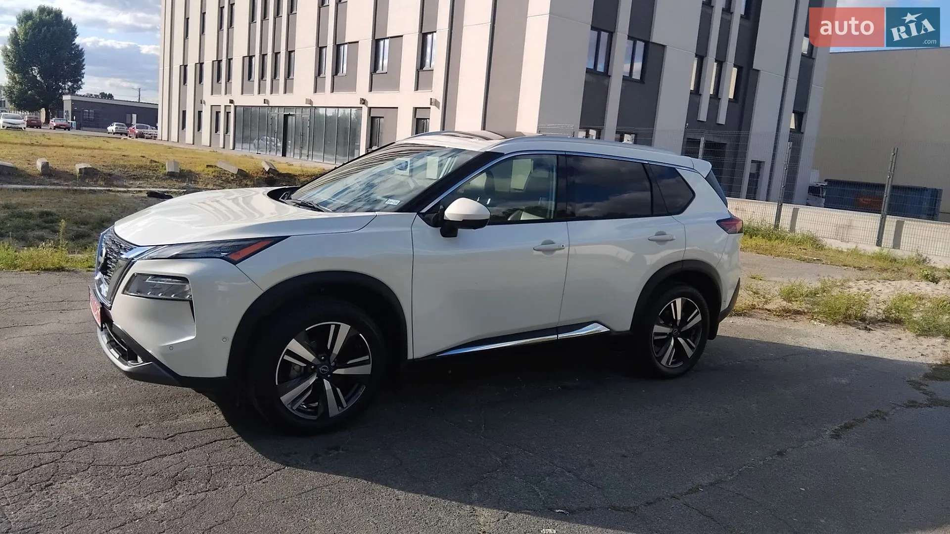 2022 Nissan Rogue - мініатюра 2