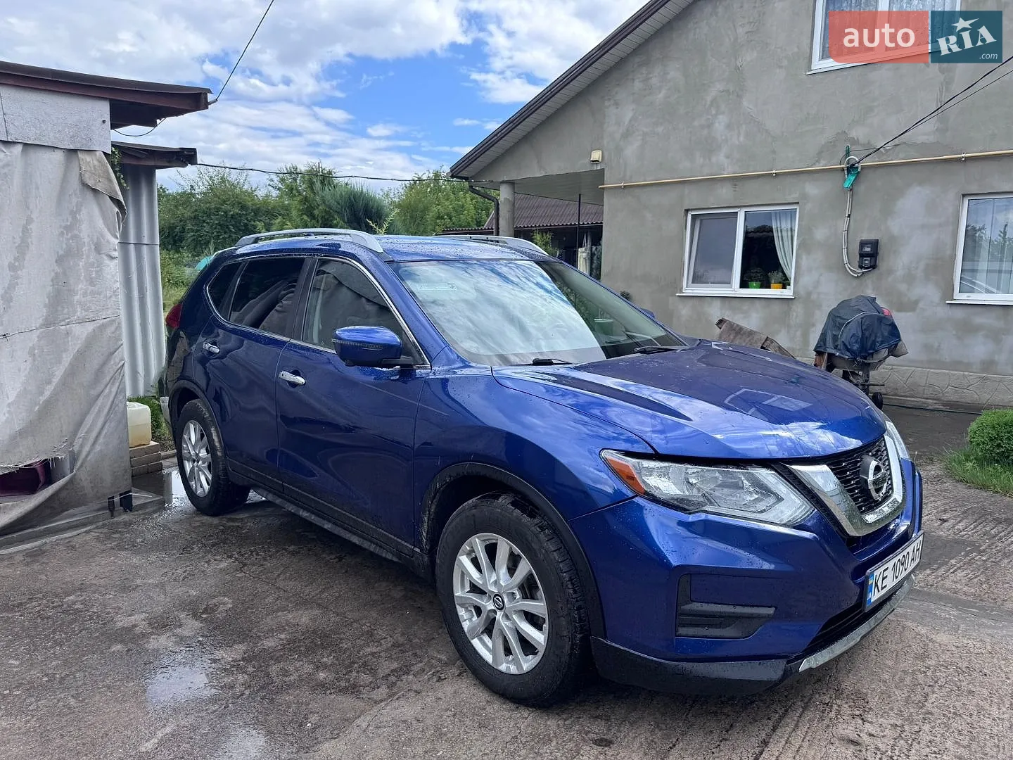 2017 Nissan Rogue - мініатюра 2