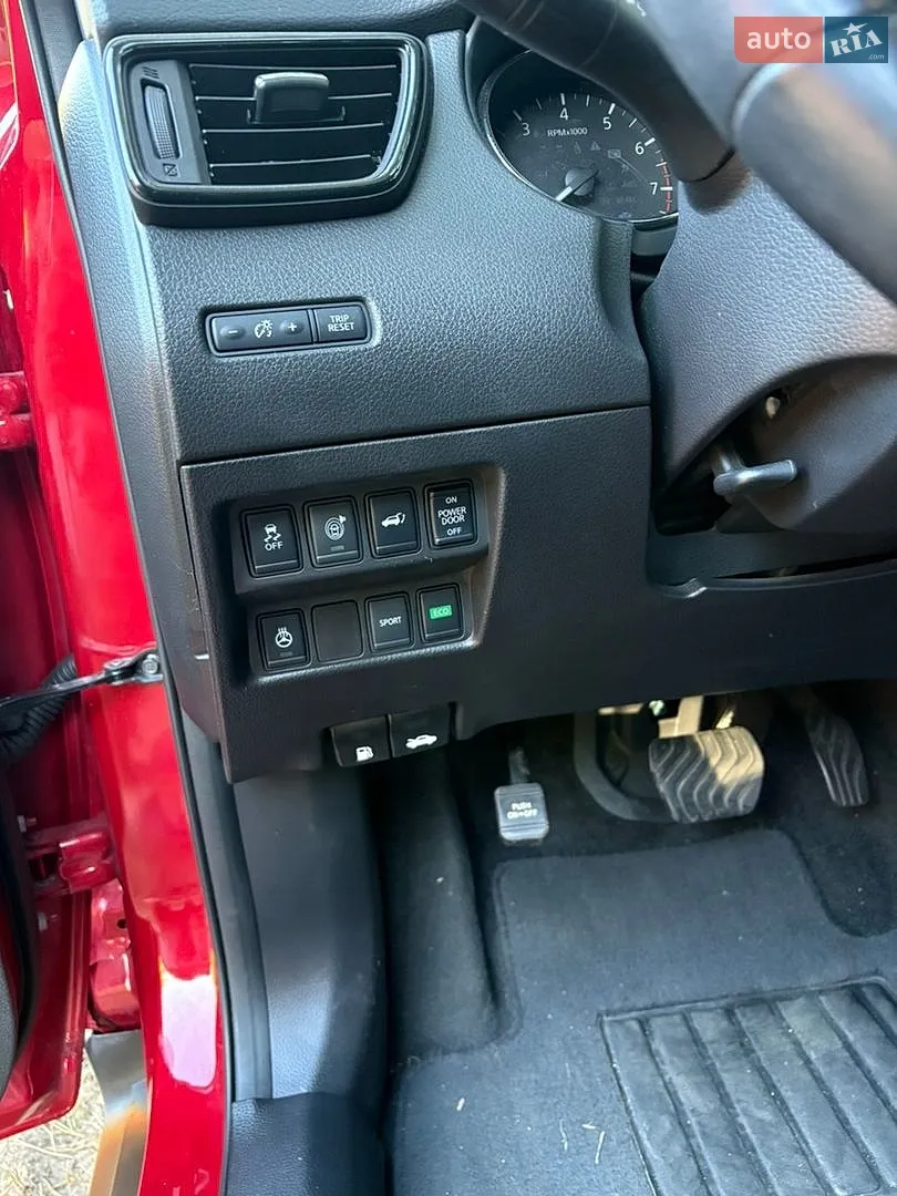 2016 Nissan Rogue - мініатюра 12