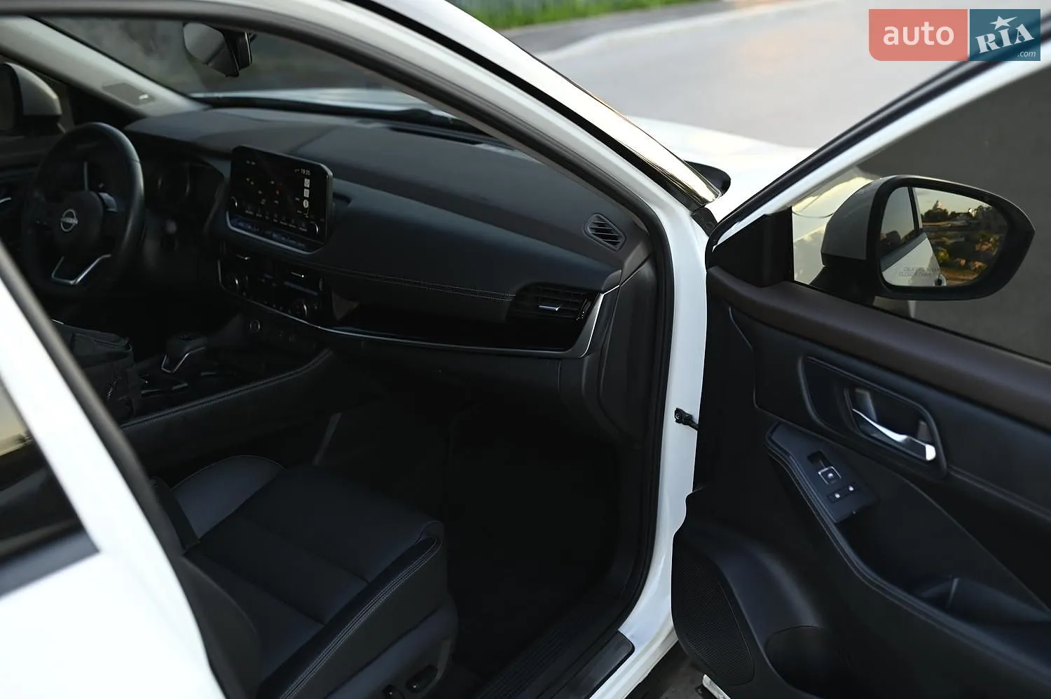 2023 Nissan Rogue - мініатюра 10