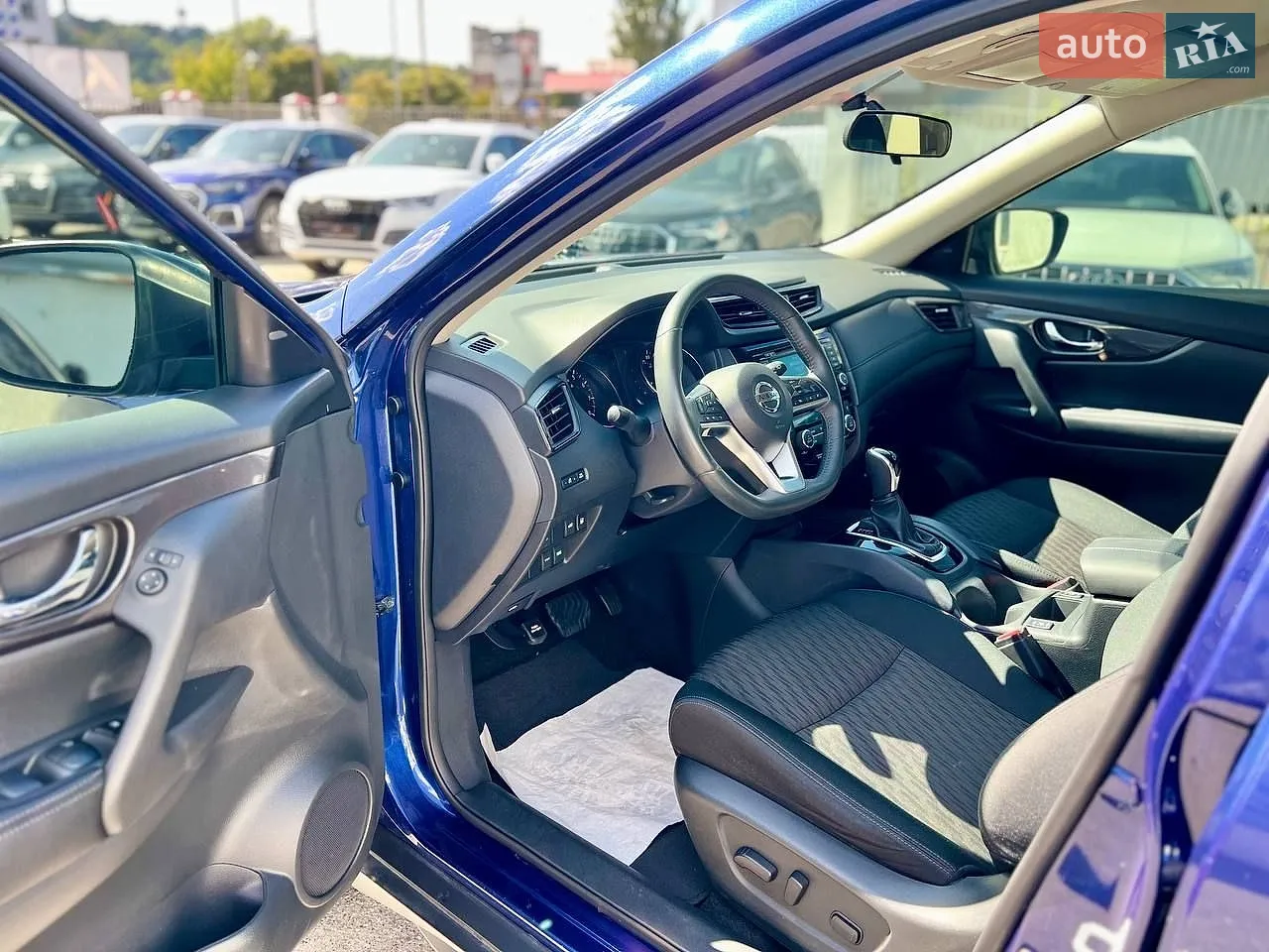 2018 Nissan Rogue - мініатюра 15
