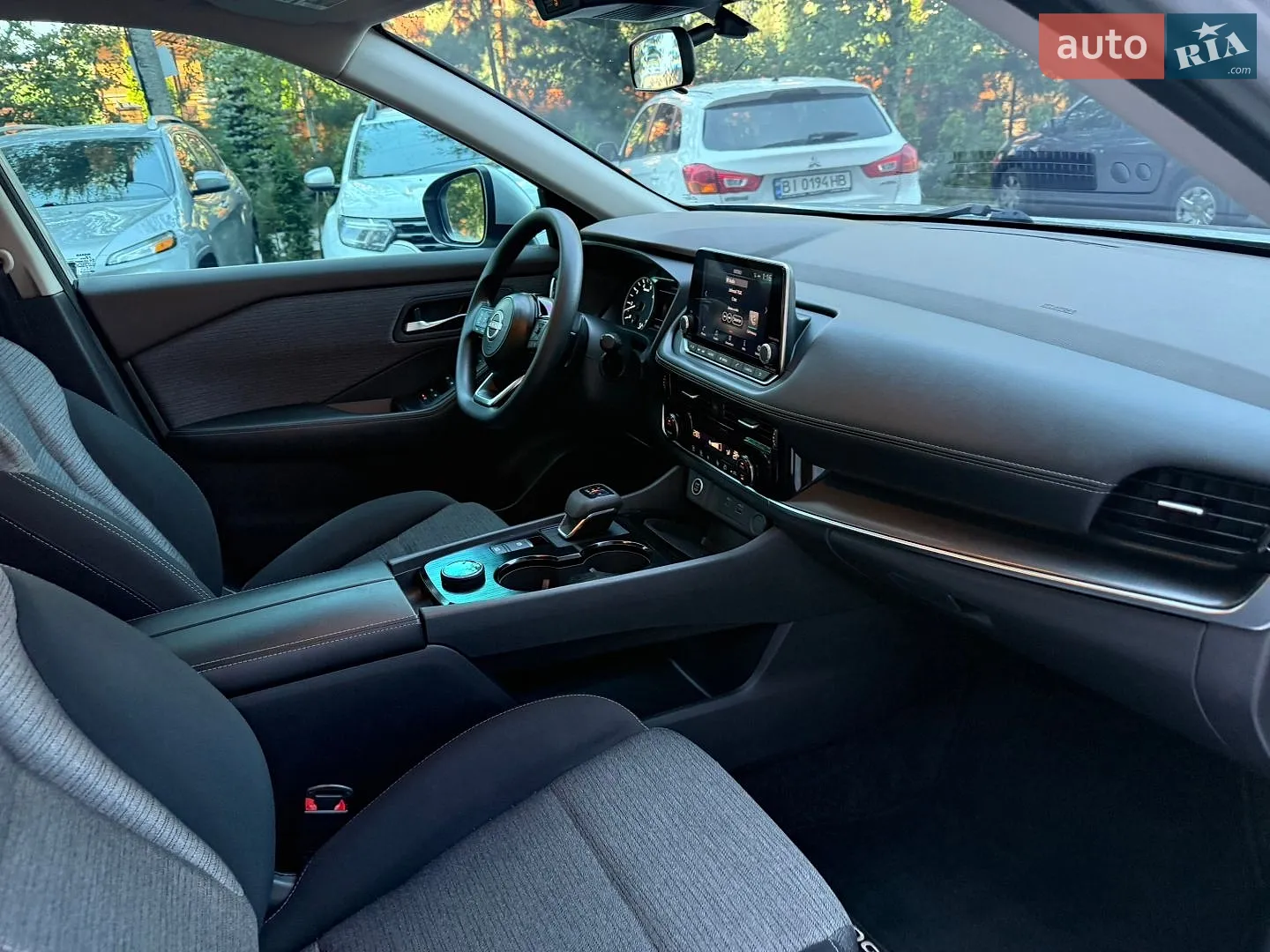 2022 Nissan Rogue - мініатюра 27