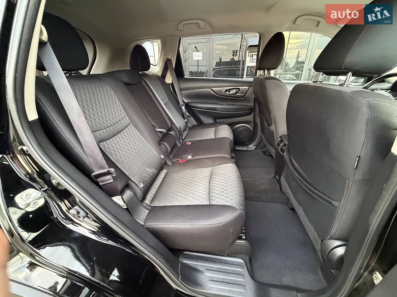2019 Nissan Rogue - мініатюра 36