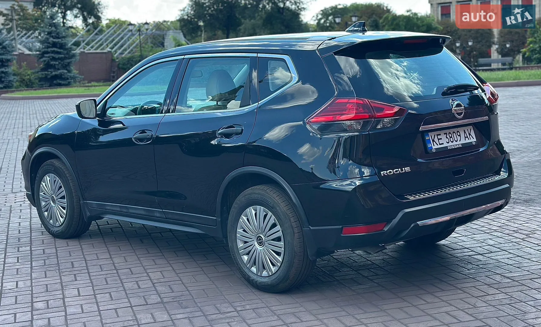2017 Nissan Rogue - мініатюра 13