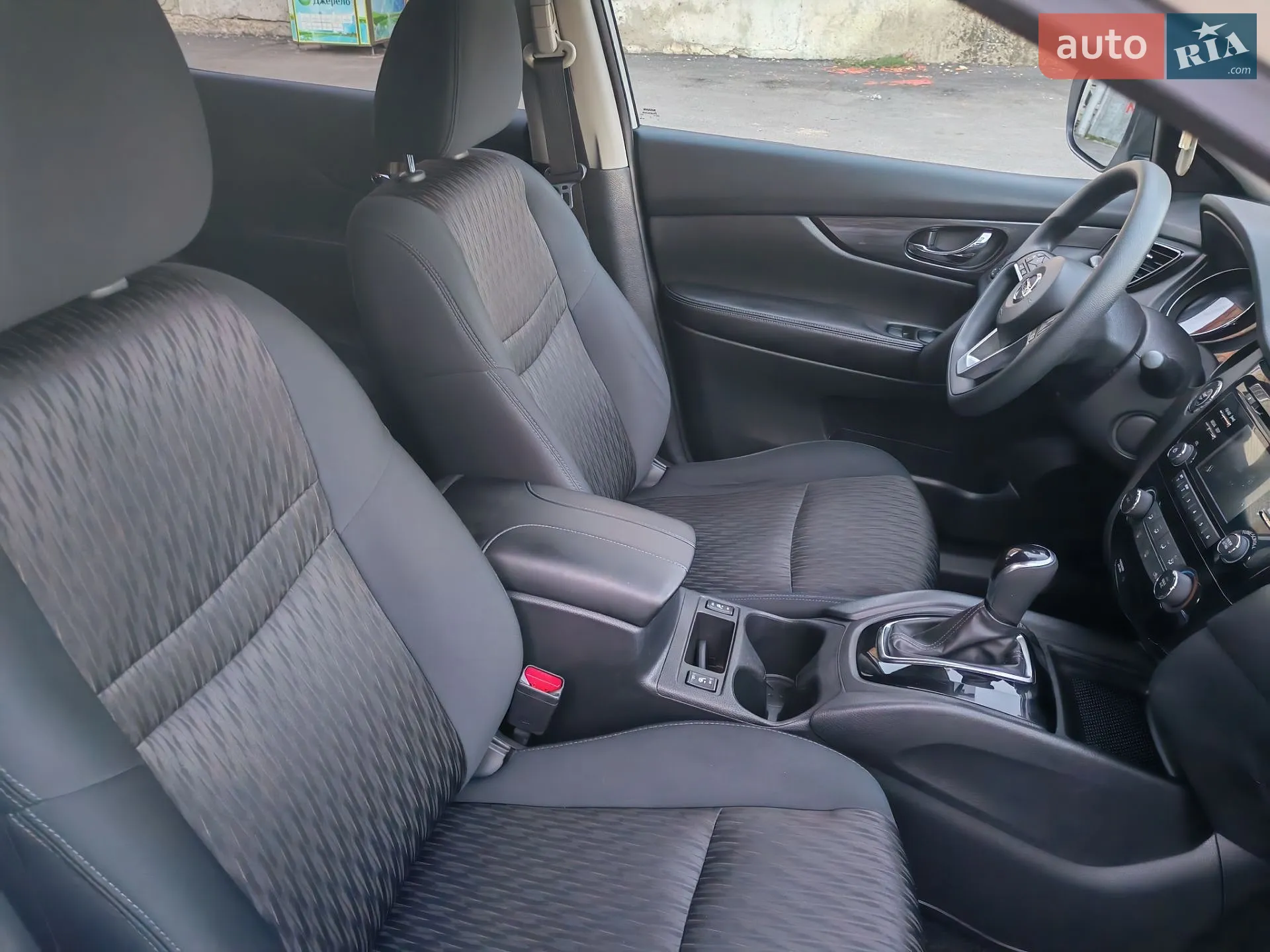 2017 Nissan Rogue - мініатюра 24