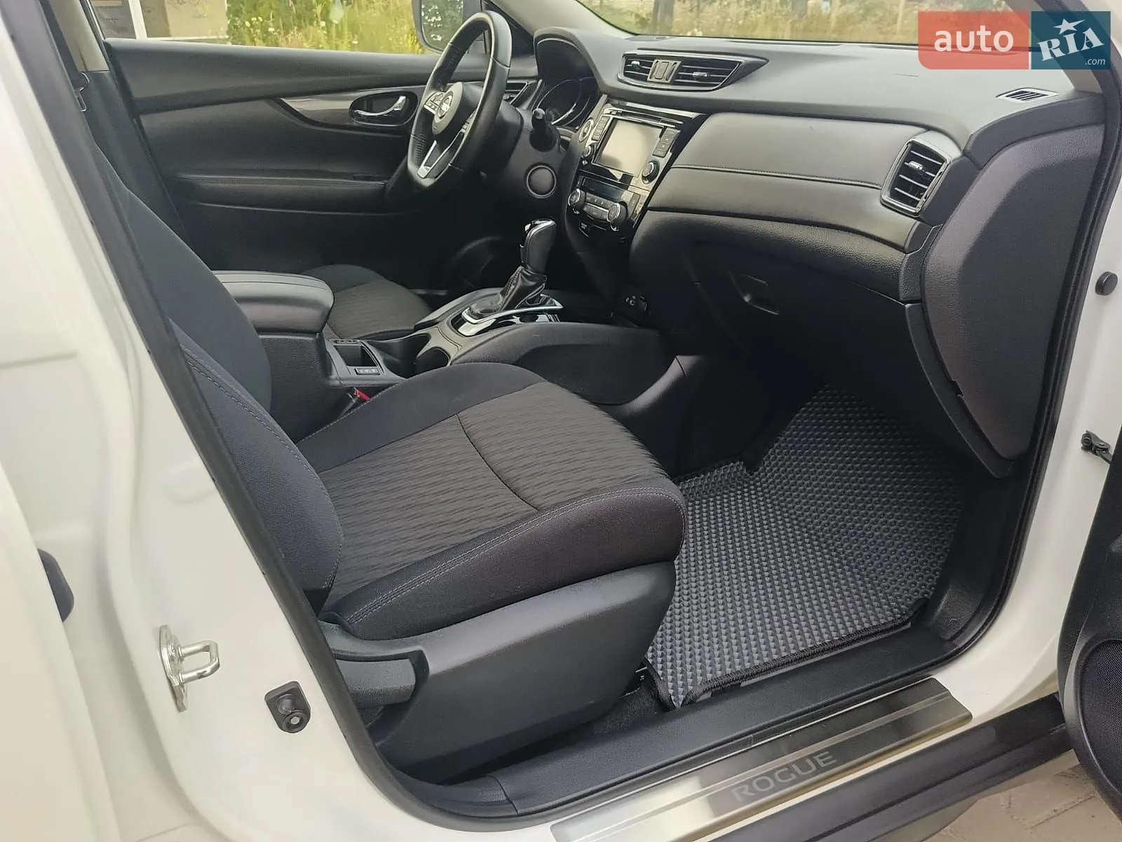 2019 Nissan Rogue - мініатюра 19