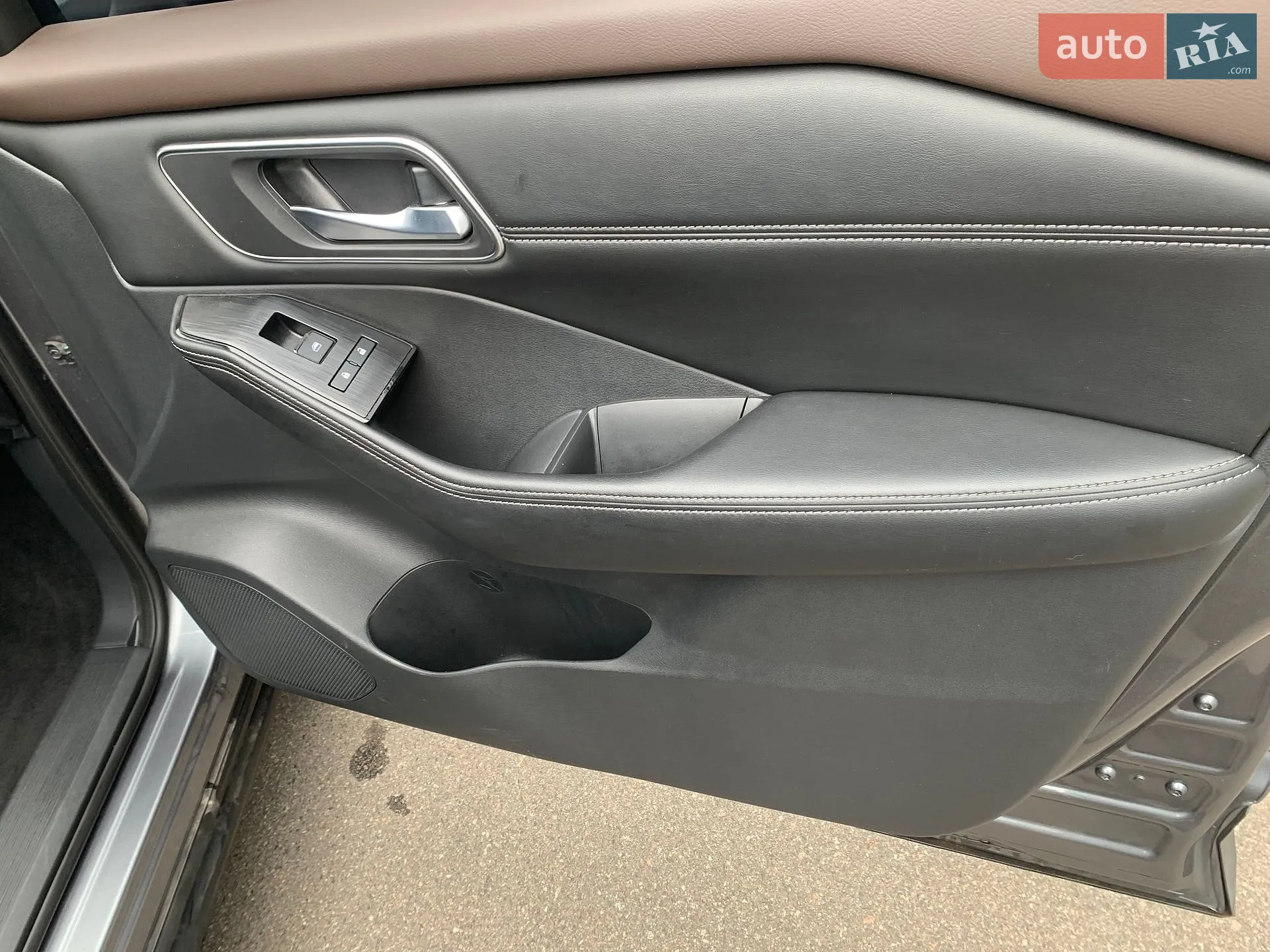 2021 Nissan Rogue - мініатюра 11