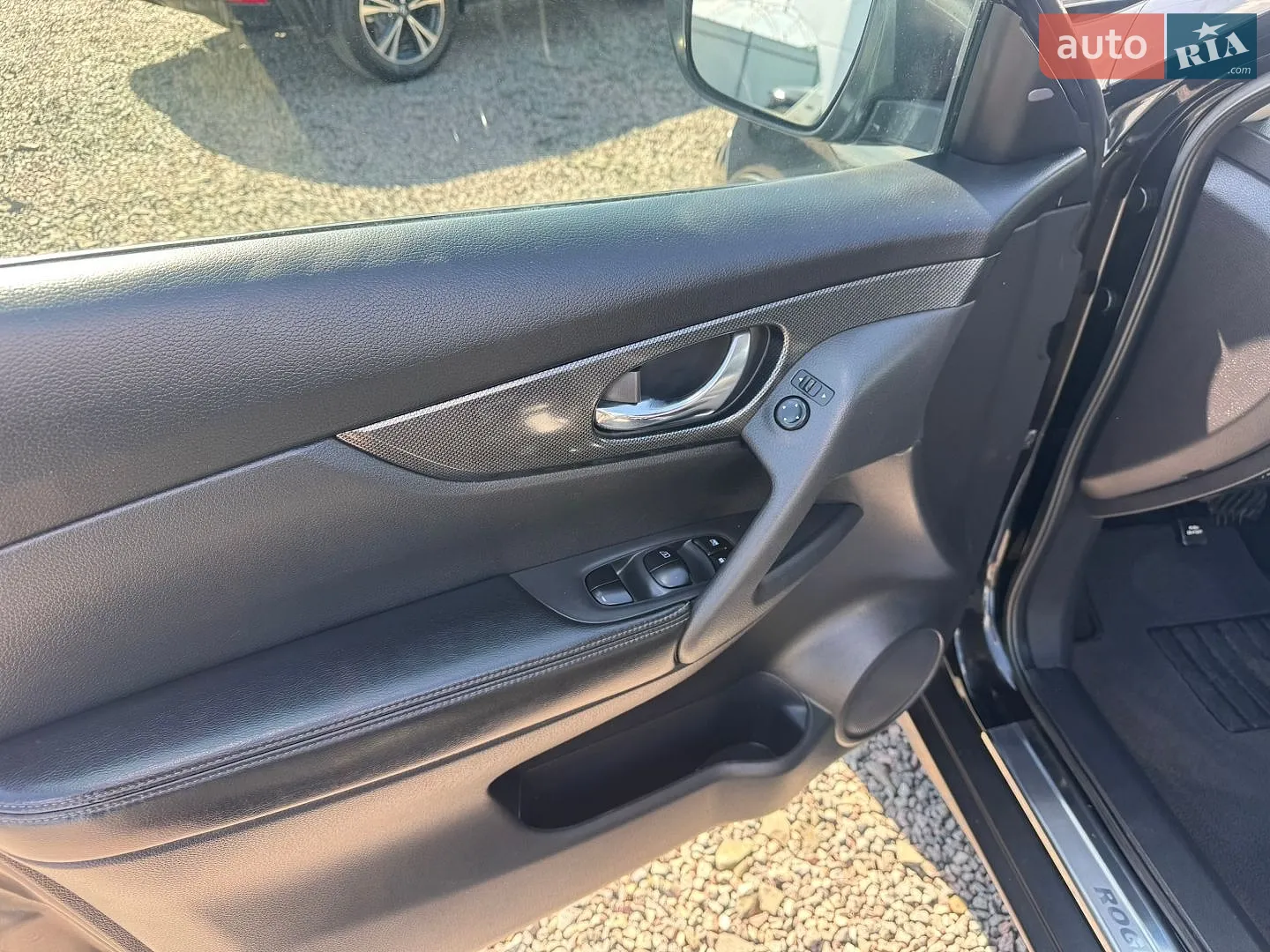 2016 Nissan Rogue - мініатюра 36
