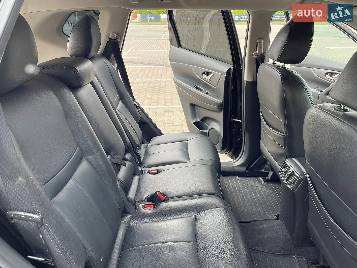2016 Nissan Rogue - мініатюра 16