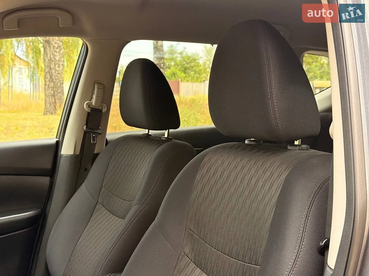 2019 Nissan Rogue - мініатюра 25
