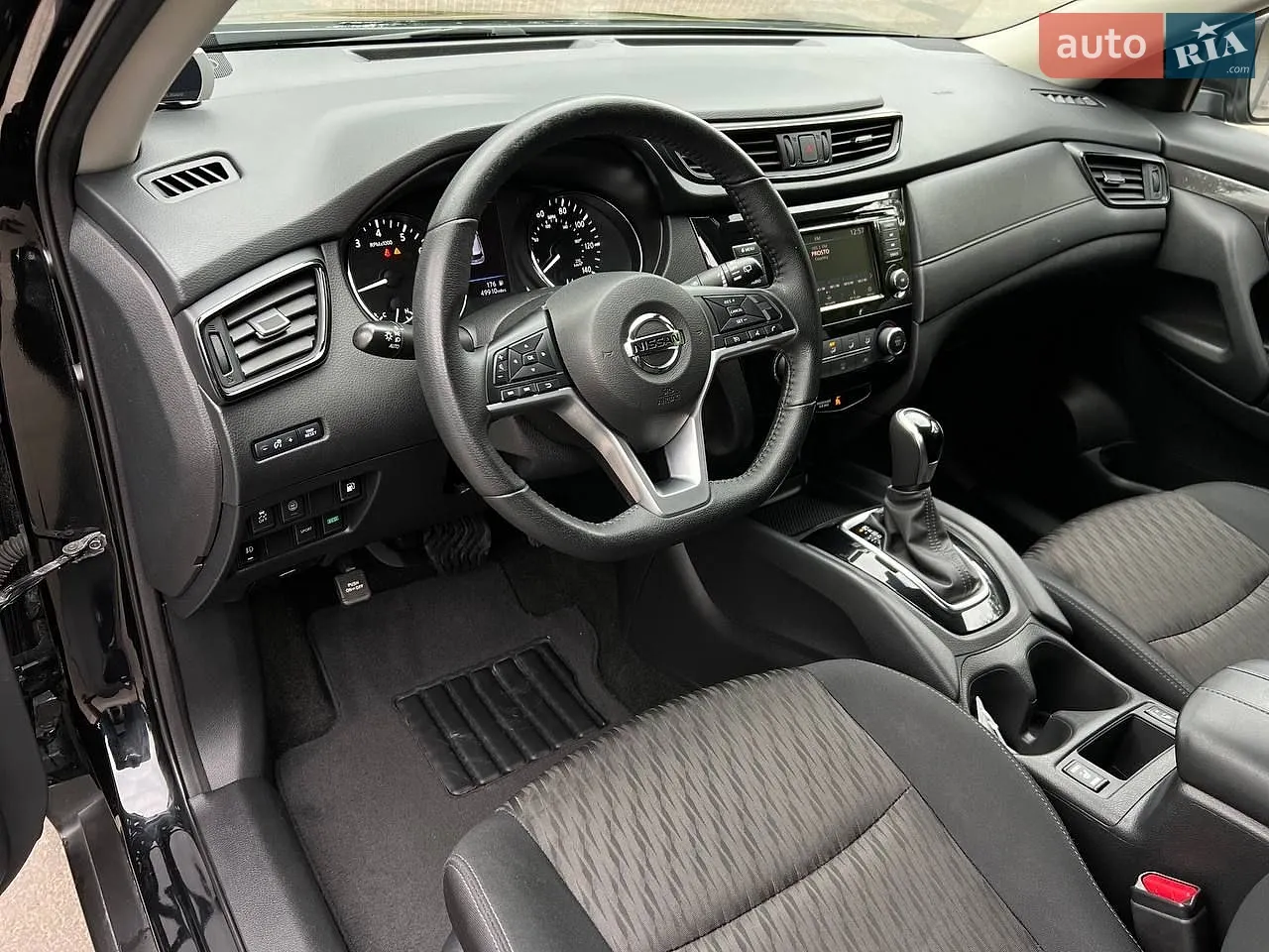 2019 Nissan Rogue - мініатюра 12