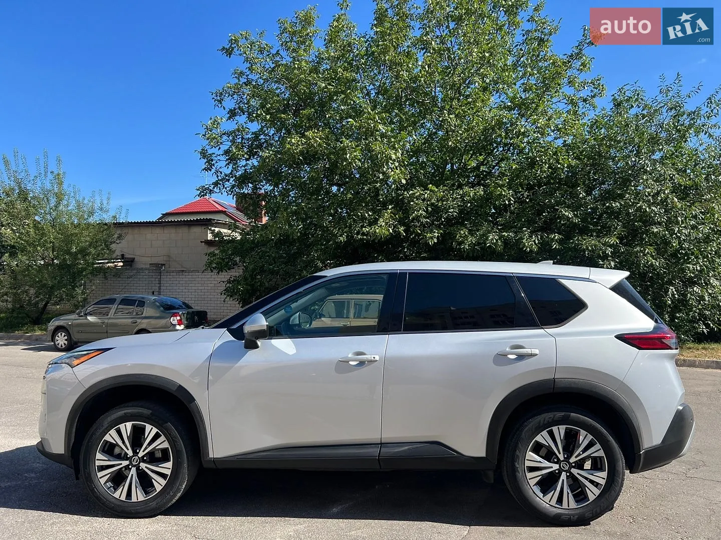 2021 Nissan Rogue - мініатюра 10