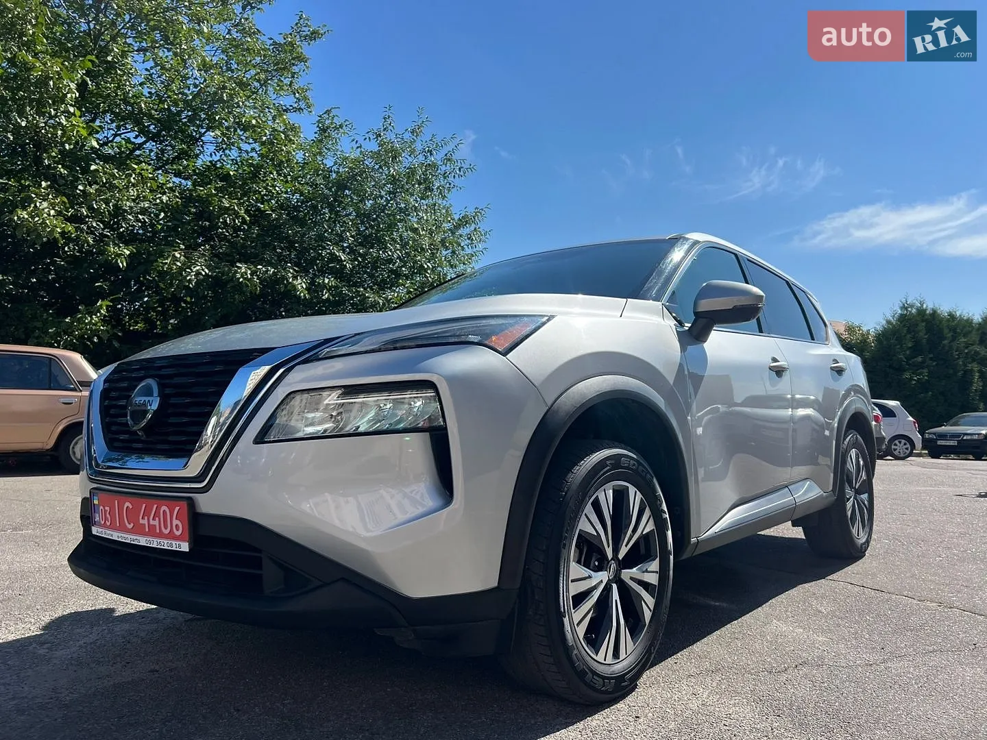 2021 Nissan Rogue - мініатюра 17