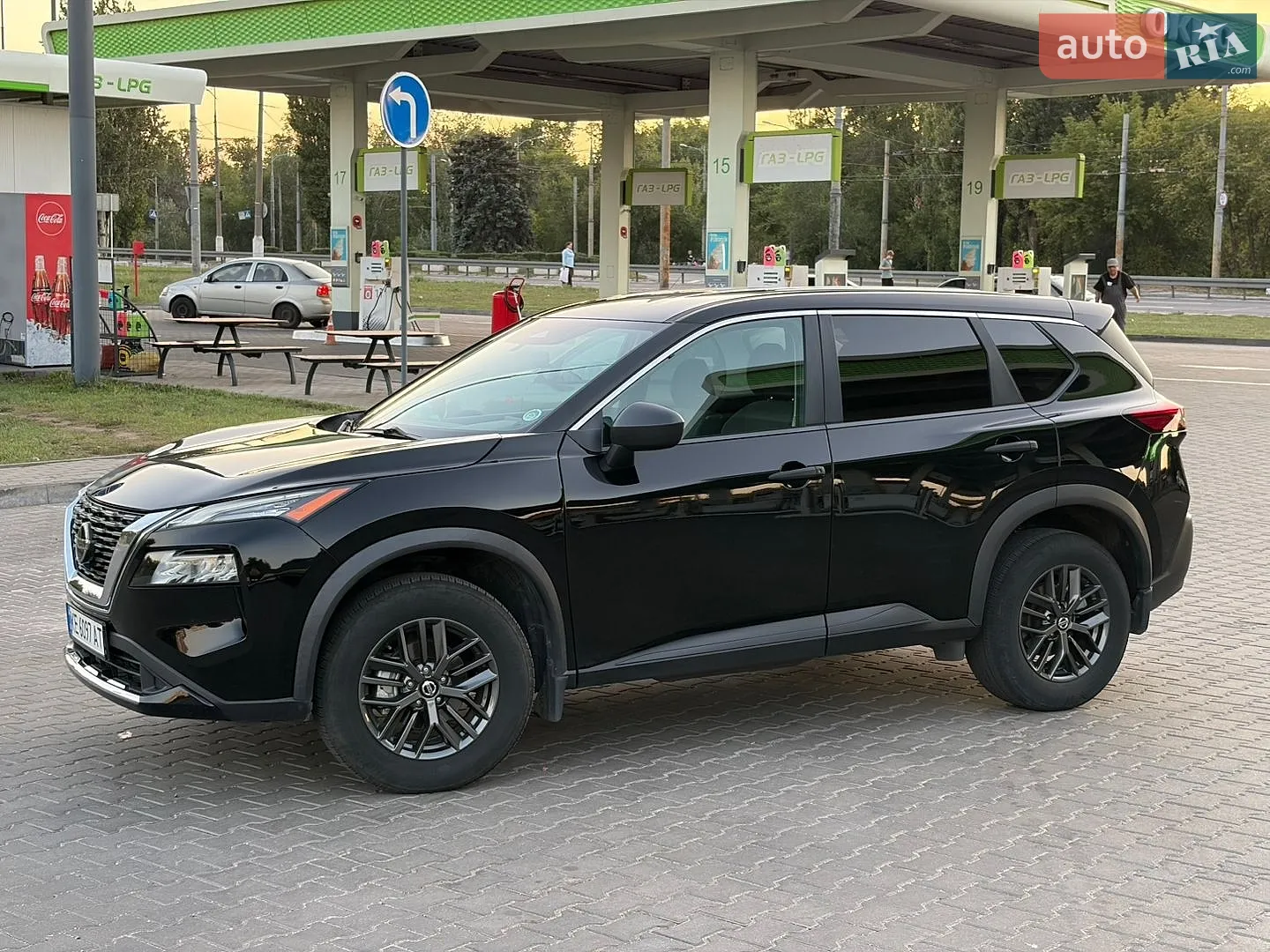 2021 Nissan Rogue - мініатюра 19