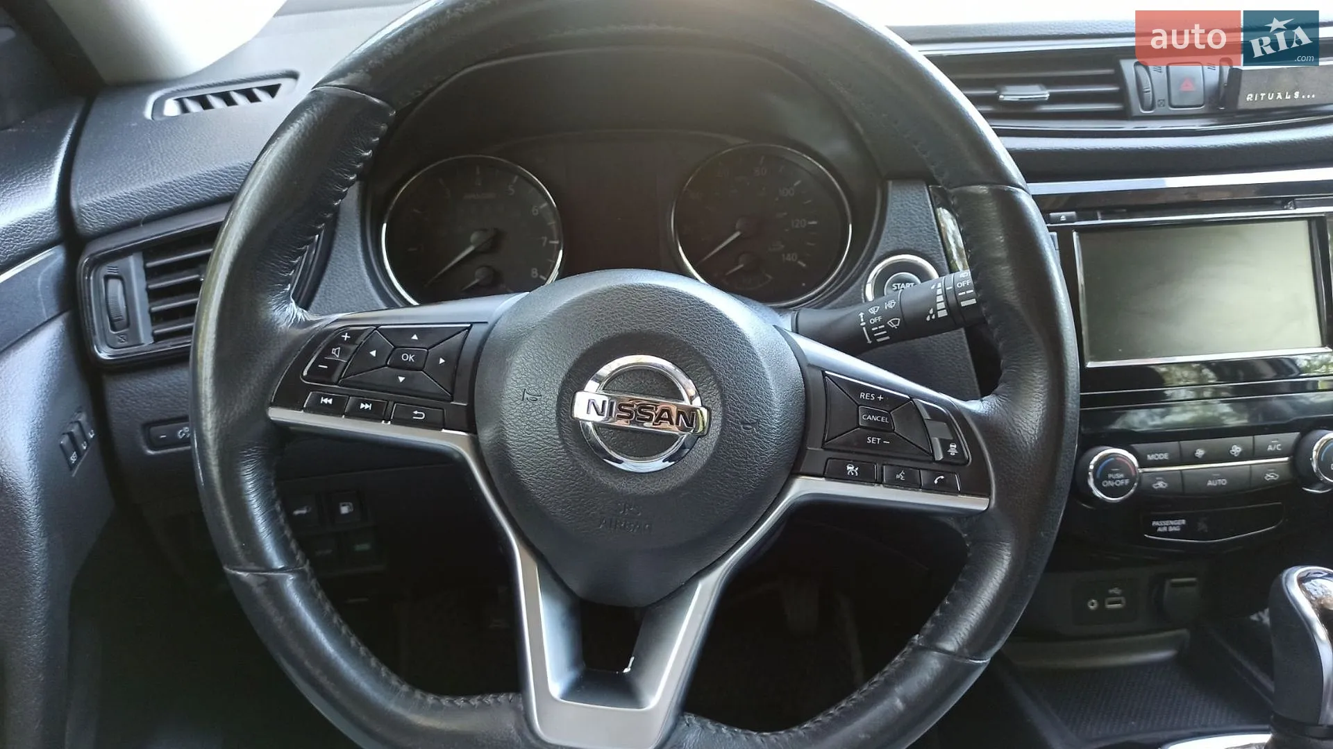2018 Nissan Rogue - мініатюра 13