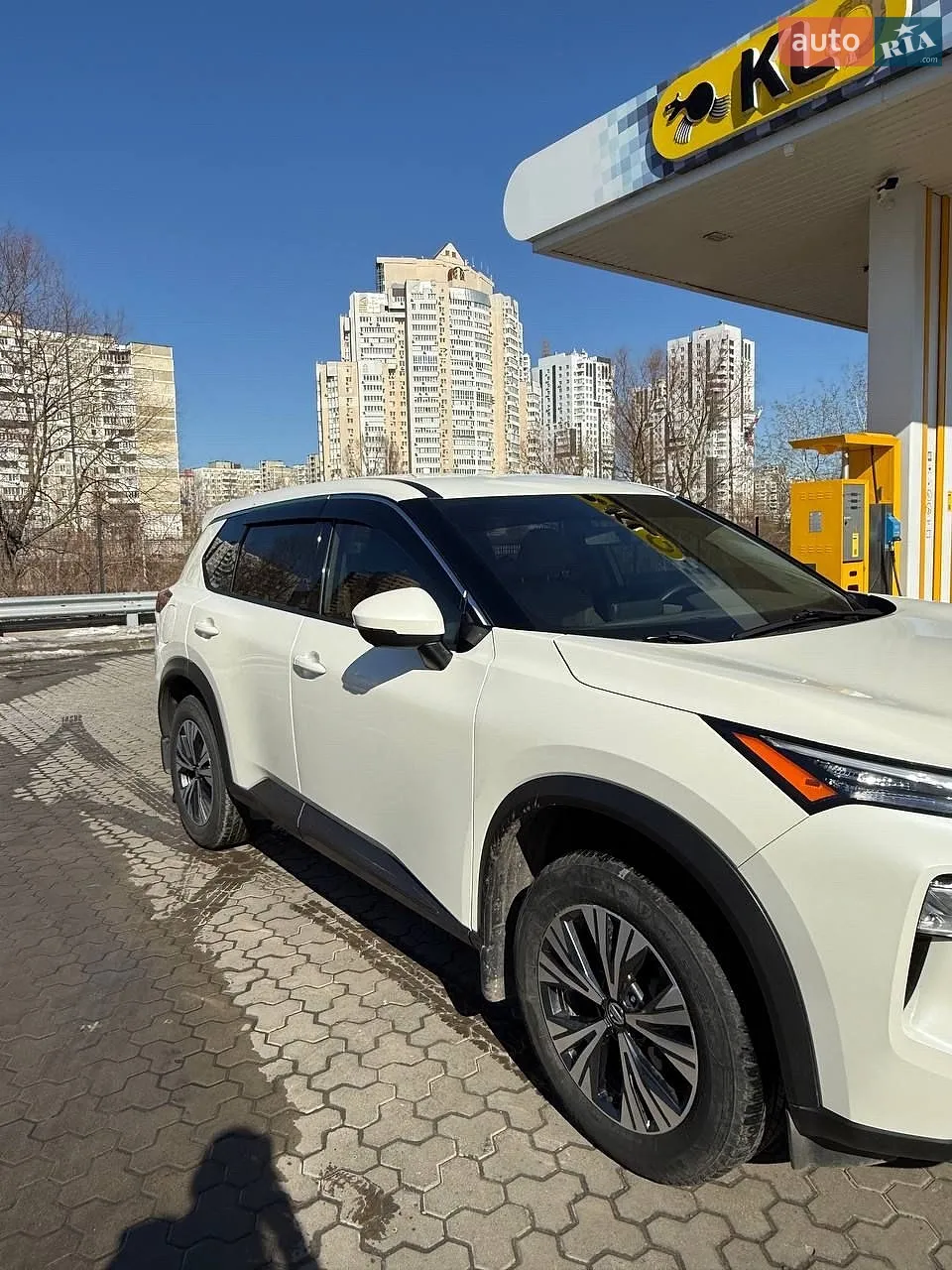 2020 Nissan Rogue - мініатюра 4