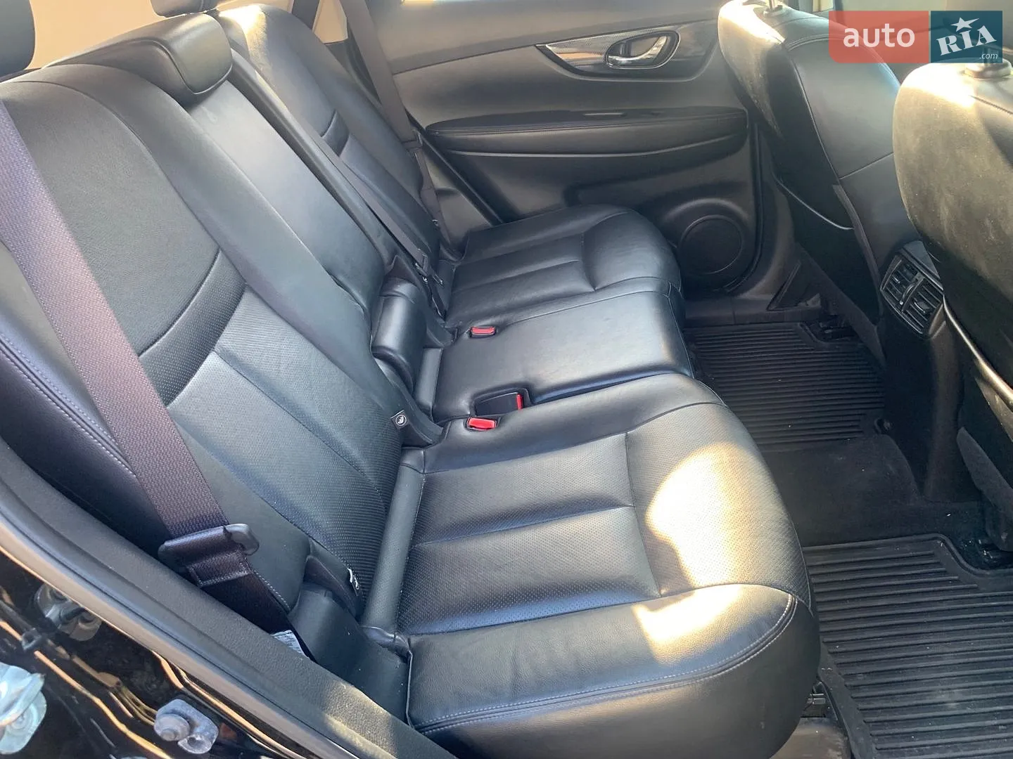 2016 Nissan Rogue - мініатюра 27