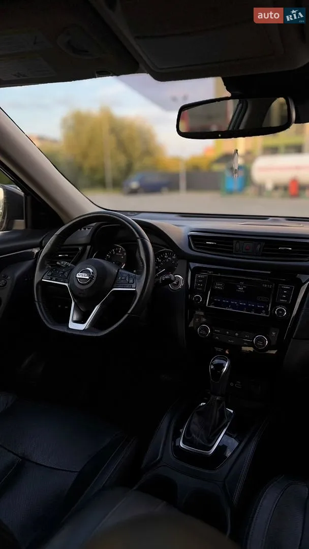 2019 Nissan Rogue - мініатюра 12