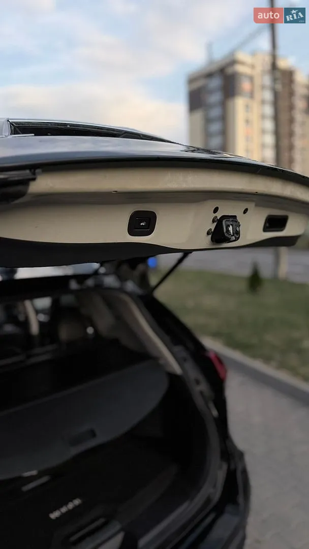 2019 Nissan Rogue - мініатюра 17