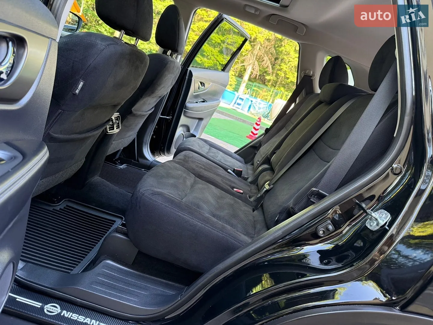 2015 Nissan Rogue - мініатюра 149