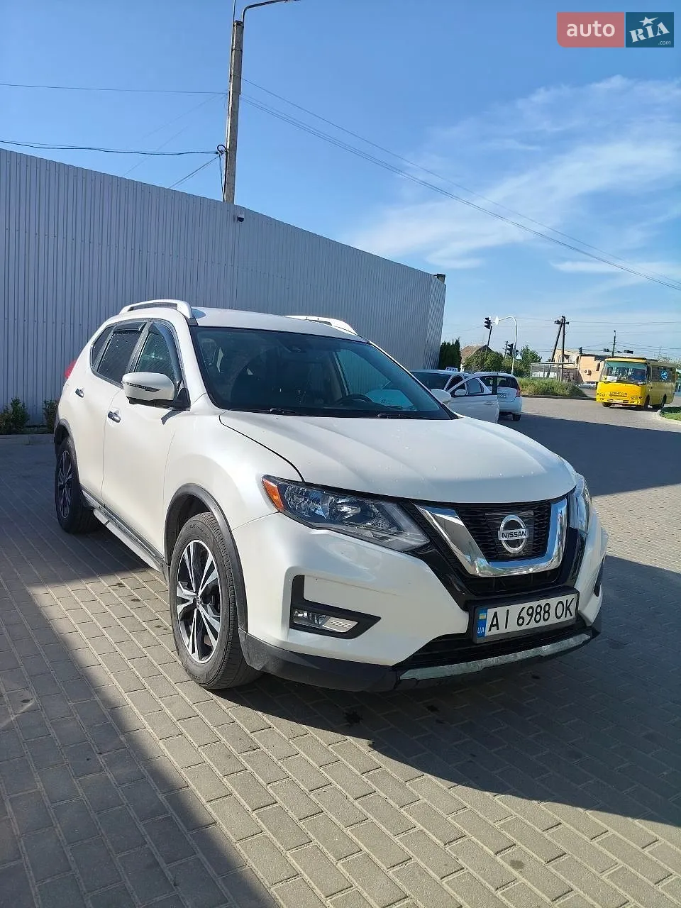 2017 Nissan Rogue - фото 1