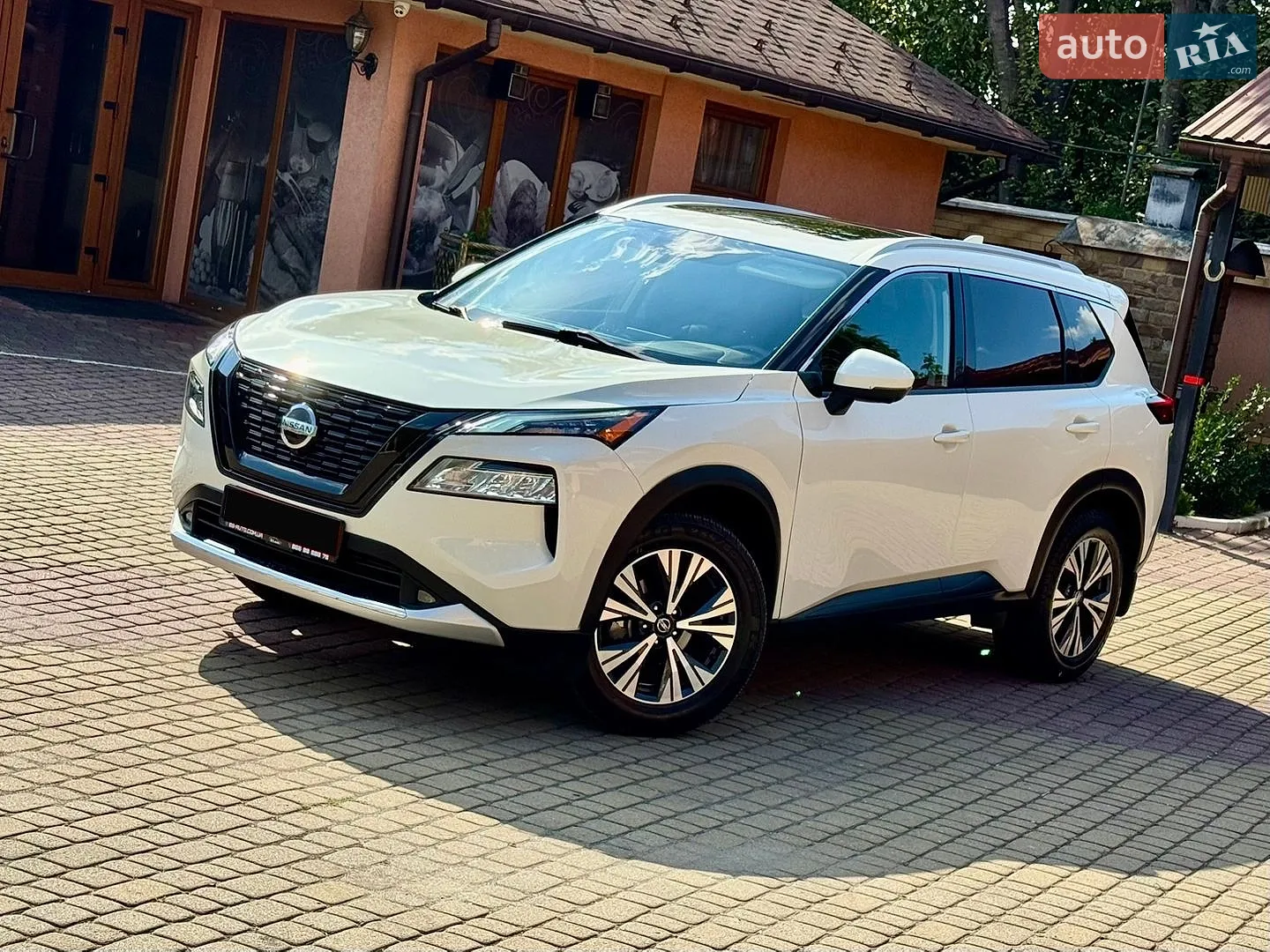 2021 Nissan Rogue - фото 1