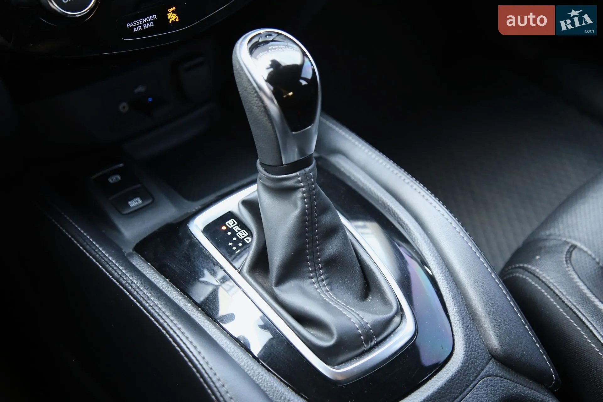 2019 Nissan Rogue - мініатюра 17