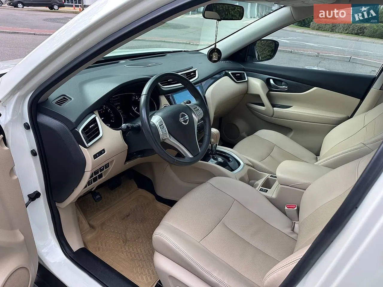 2016 Nissan Rogue - мініатюра 14