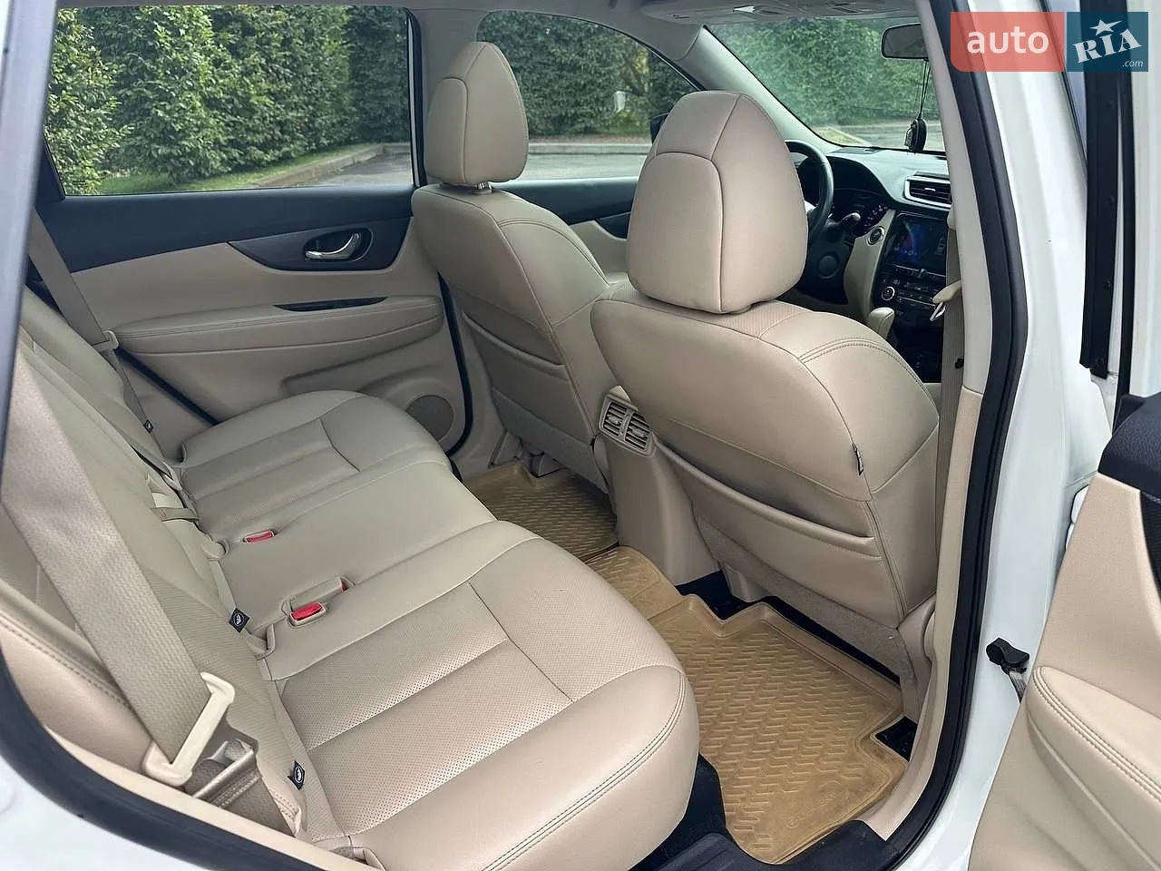 2016 Nissan Rogue - мініатюра 21