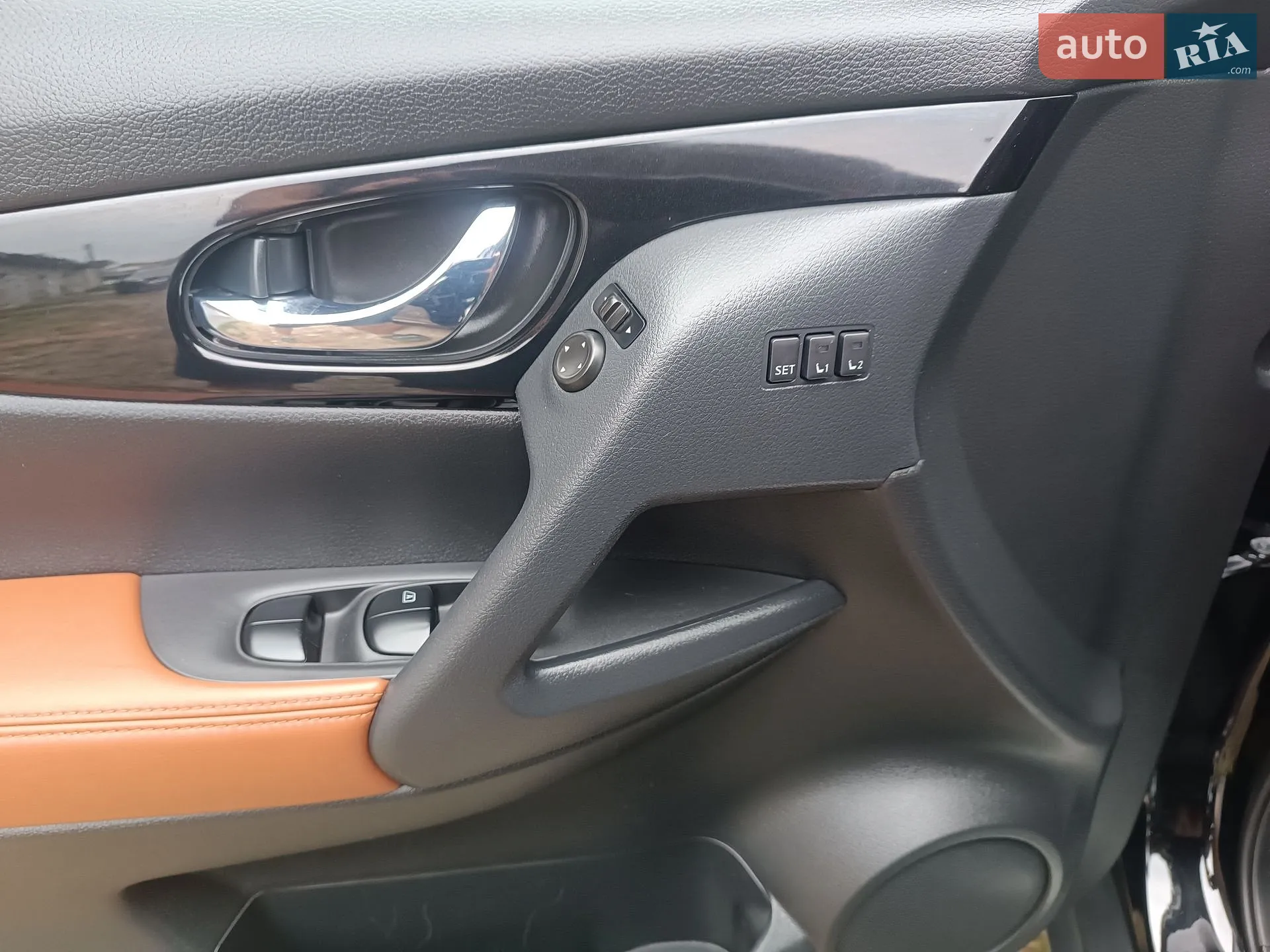 2018 Nissan Rogue - мініатюра 23