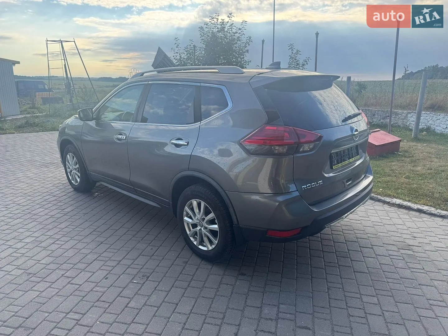 2017 Nissan Rogue - мініатюра 7