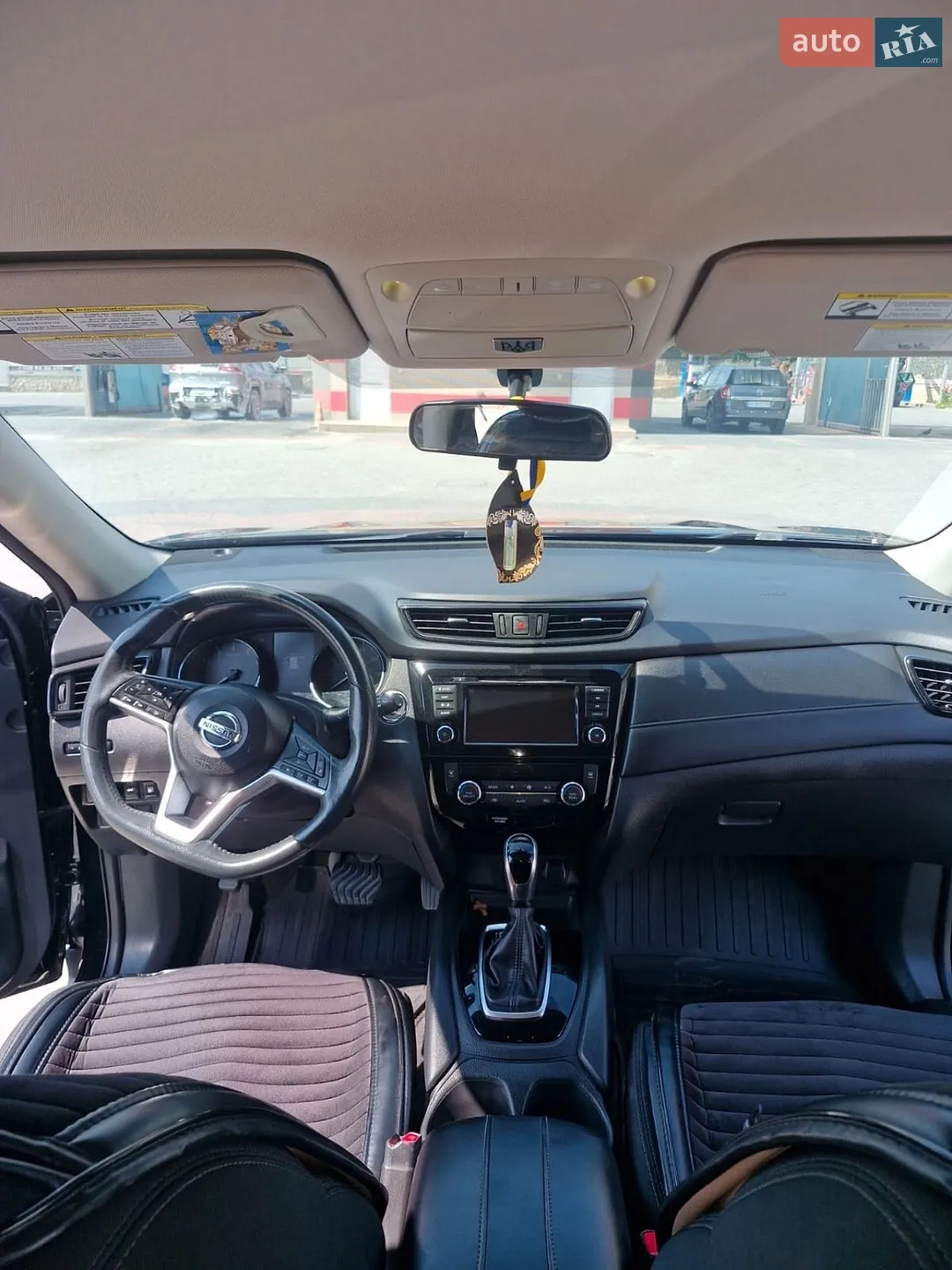 2017 Nissan Rogue - мініатюра 18