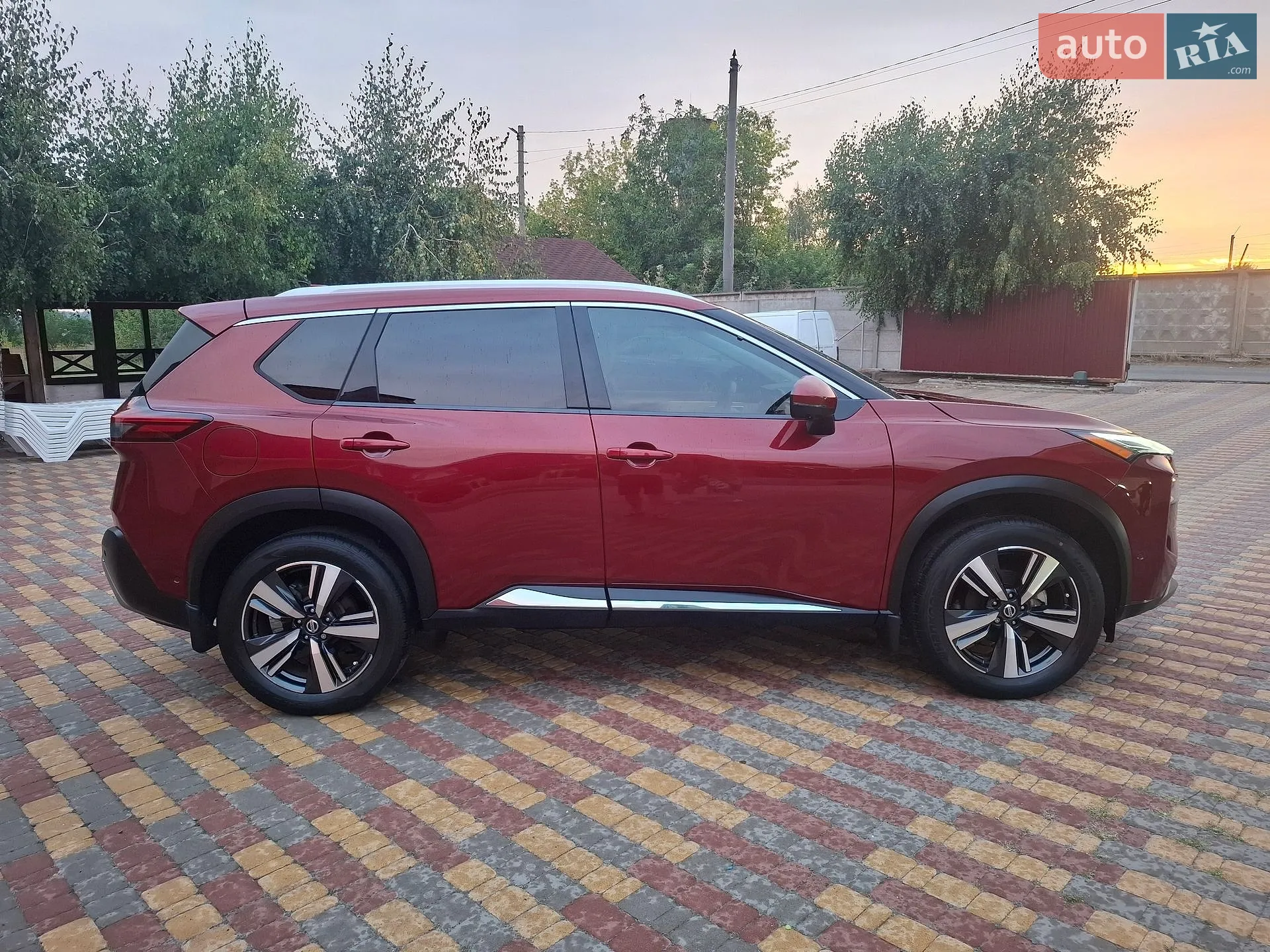 2021 Nissan Rogue - мініатюра 4