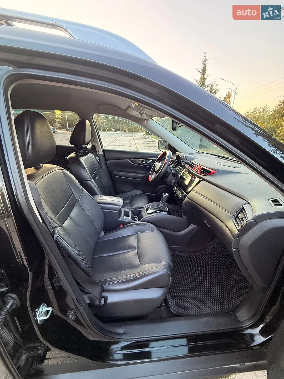 2017 Nissan Rogue - мініатюра 11