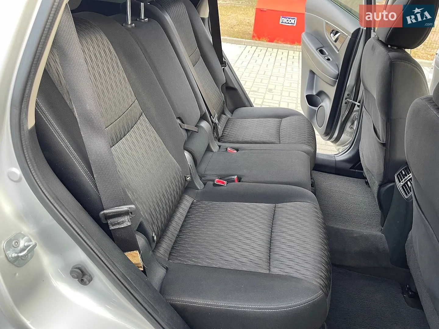 2016 Nissan Rogue - мініатюра 20