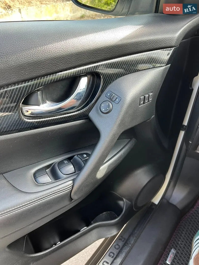 2016 Nissan Rogue - мініатюра 22