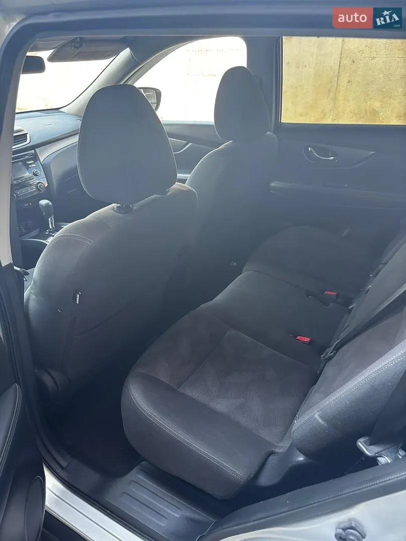 2016 Nissan Rogue - мініатюра 11